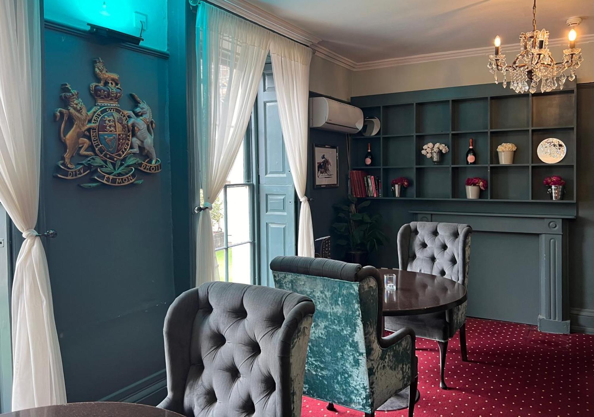 Kings Hotel Newmarket  Esterno foto